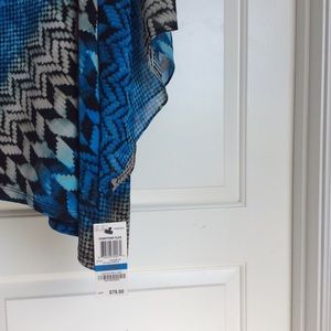 Beautiful flowing blouse